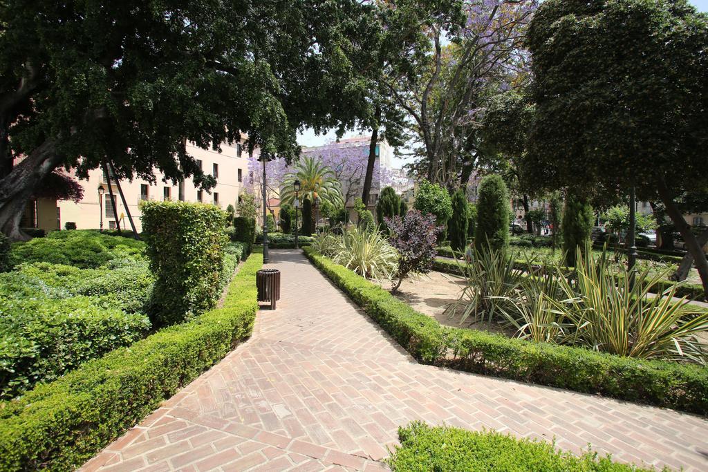 Malaga Lodge Studio Екстер'єр фото