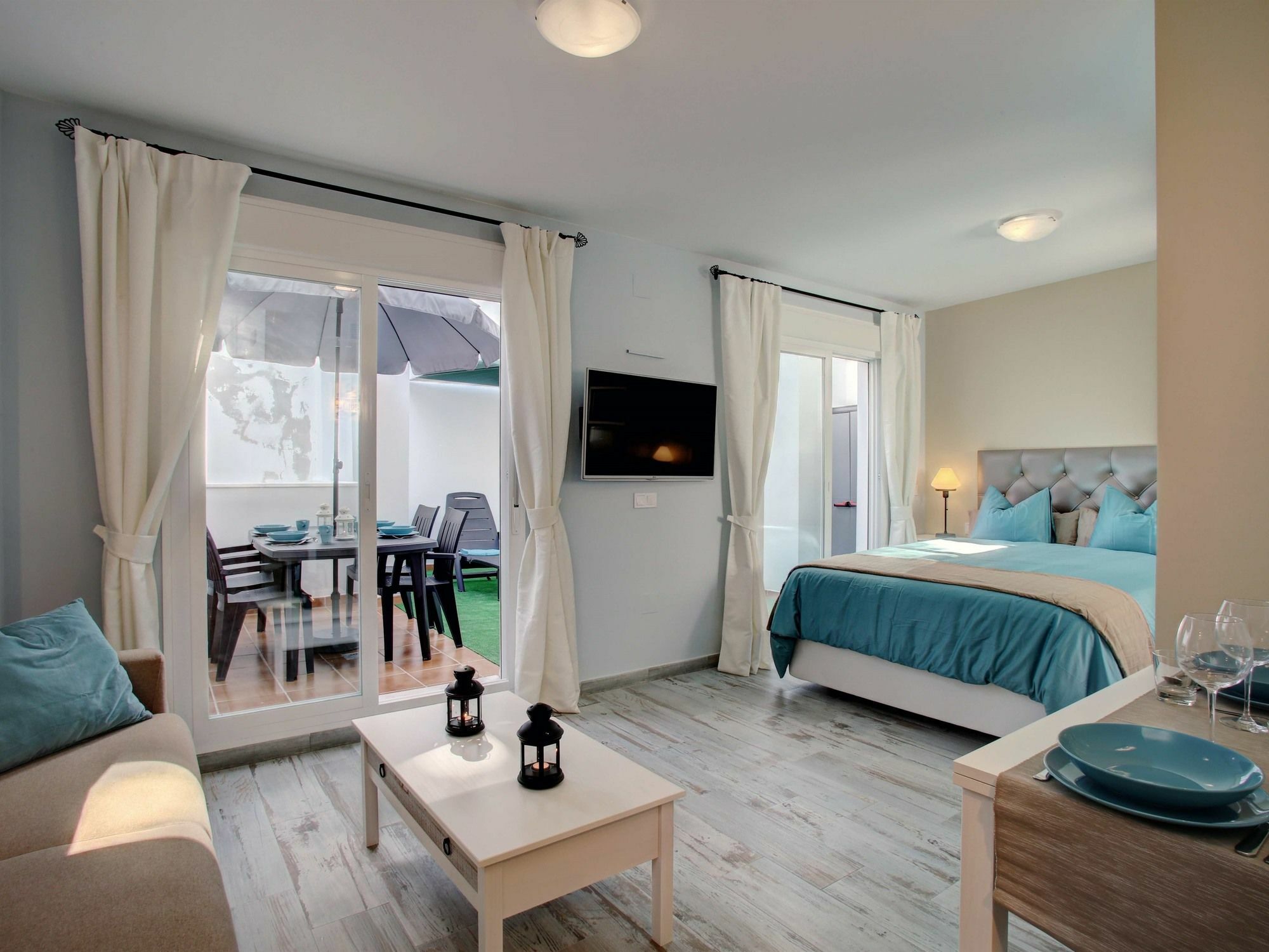 Malaga Lodge Studio Екстер'єр фото