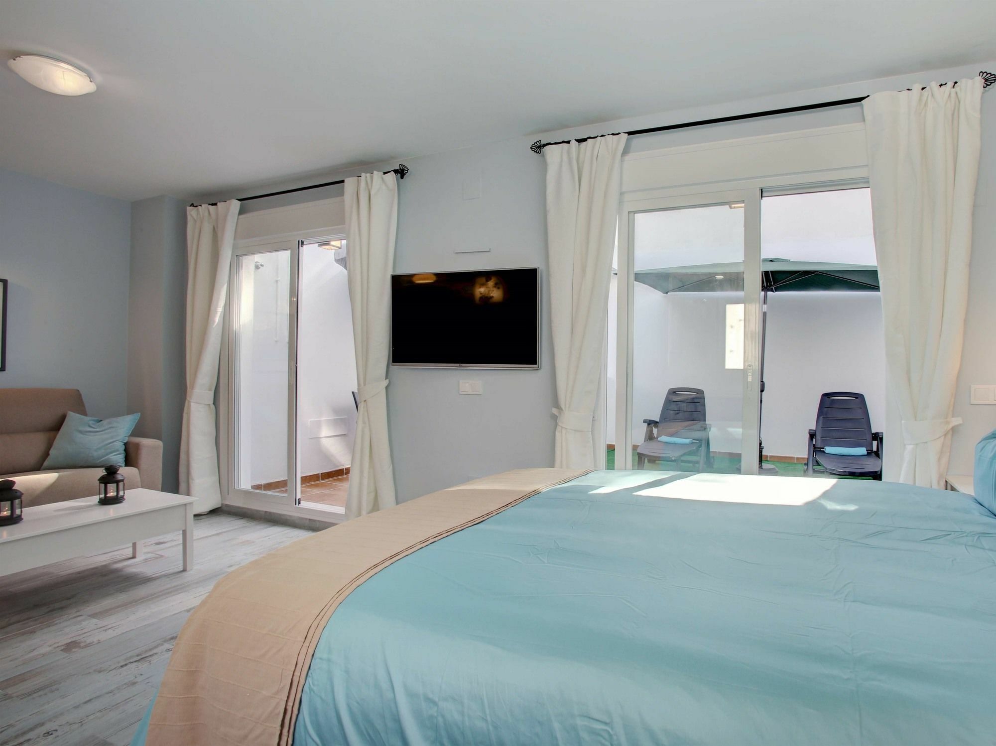 Malaga Lodge Studio Екстер'єр фото