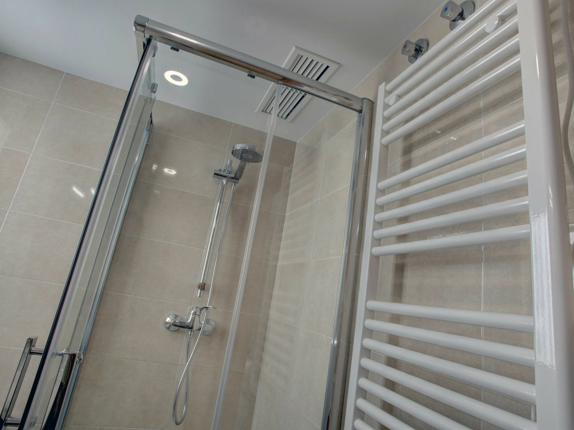 Malaga Lodge Studio Екстер'єр фото